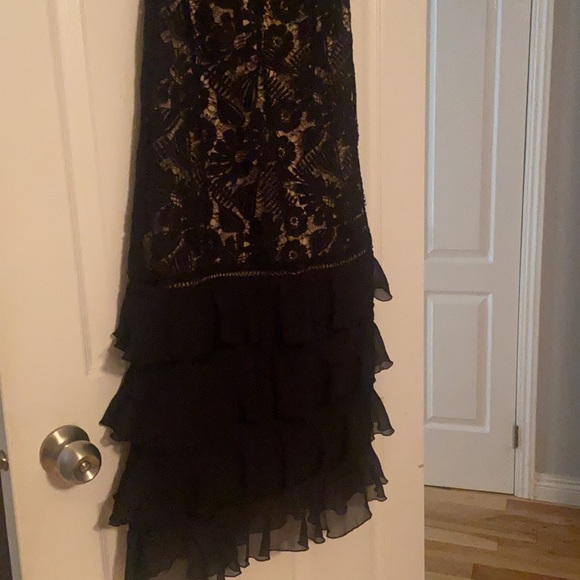 Black lace cocktail midi dress with ruffles - Picture 8 of 12